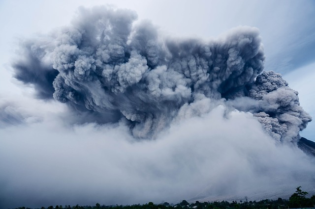 鹿児島 大雨の次は桜島が噴火！噴煙は3000m超える！